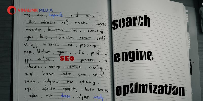 SEO app bằng cách cài cắm từ khóa